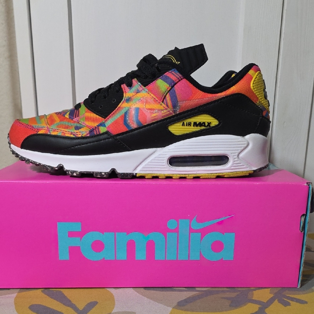 Nike Air Max Kids Sneakers - Black, Yellow, Pink